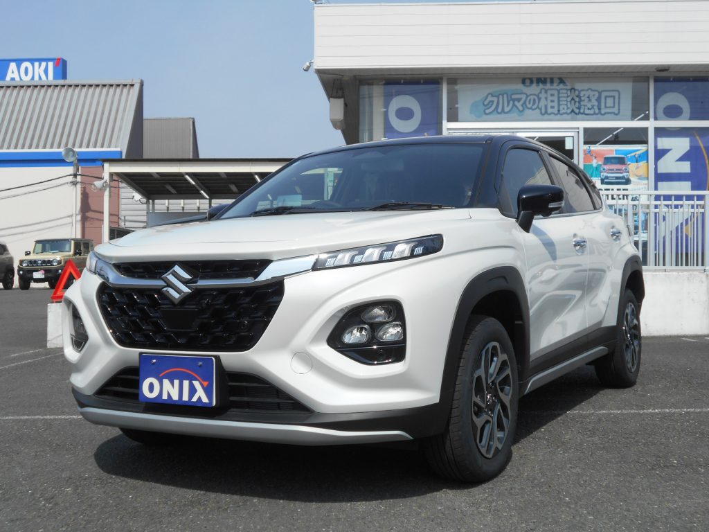 【売約済み】フロンクス ベースグレード 4WD 全方位モニター付9インチナビ