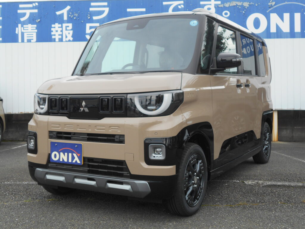 【届出済未使用車】デリカミニ Tプレミアム デリマルパッケージ 4WDターボ
